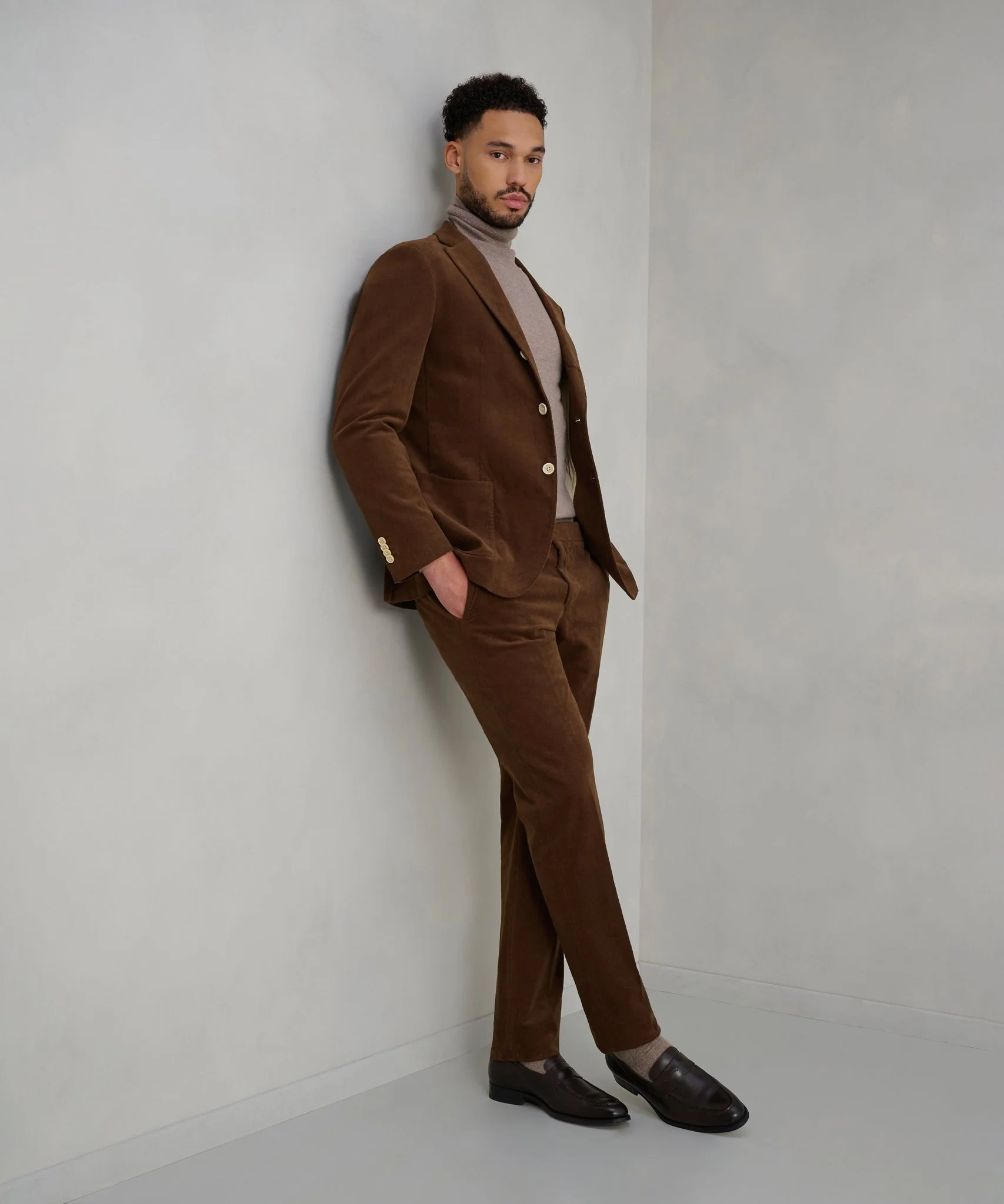 Colbert katoen ribcord roestbruin - Image 3