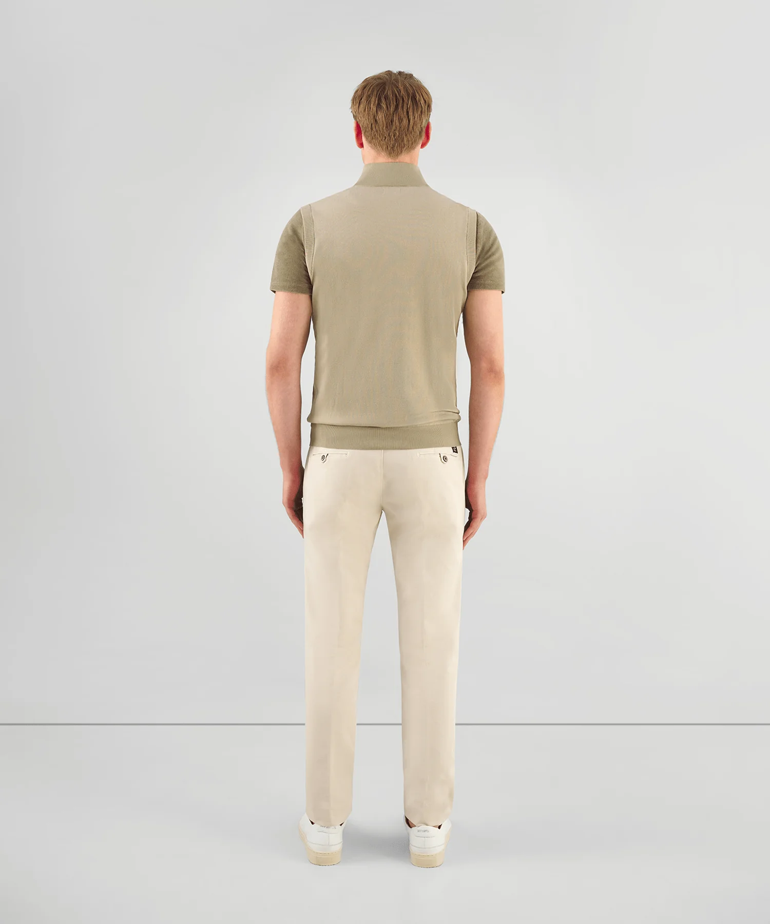 Sleeveless vest lichtbruin - Image 5